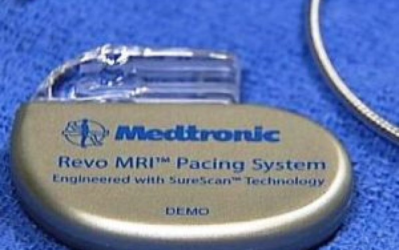 Revo-MRI-Medtronic-300x296